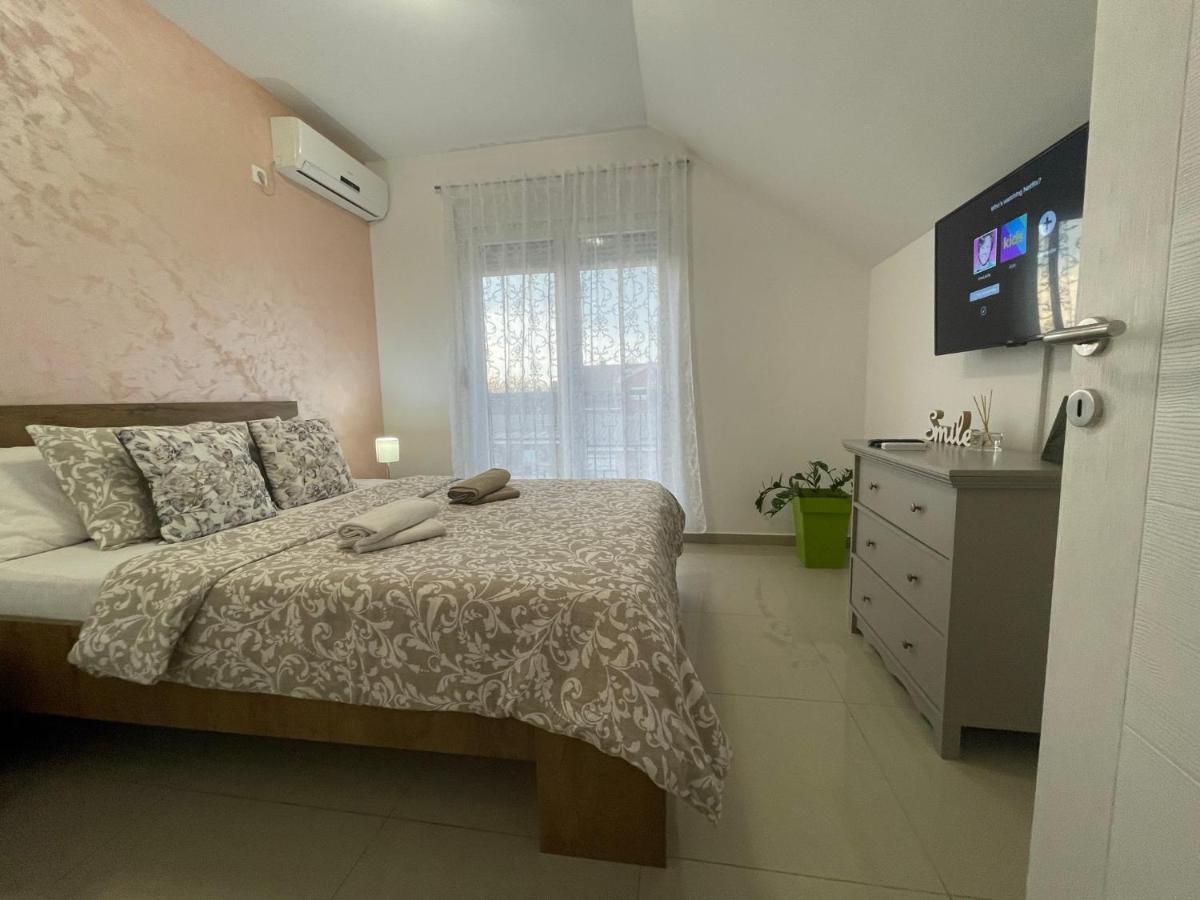 شقة سريمسكا ميتروفيكا  في Apartman 1 المظهر الخارجي الصورة