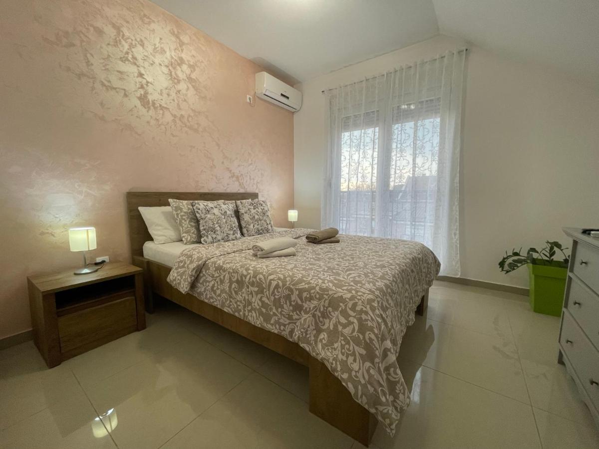 شقة سريمسكا ميتروفيكا  في Apartman 1 المظهر الخارجي الصورة