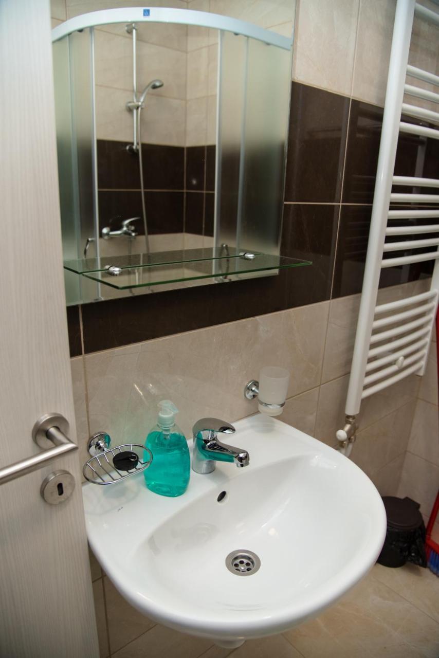شقة سريمسكا ميتروفيكا  في Apartman 1 المظهر الخارجي الصورة